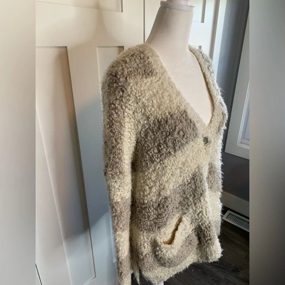Free People Marshmallow Sweater Cardigan Ivory/Grey Size XS - Picture 9 of 14